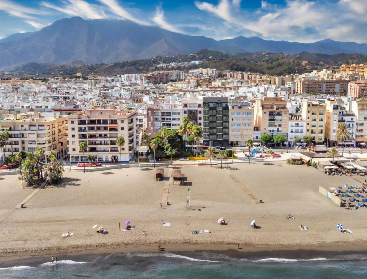 Aparment Neptuno- Located On The Promenade A Few Metres From The Beach. Естепона Екстер'єр фото