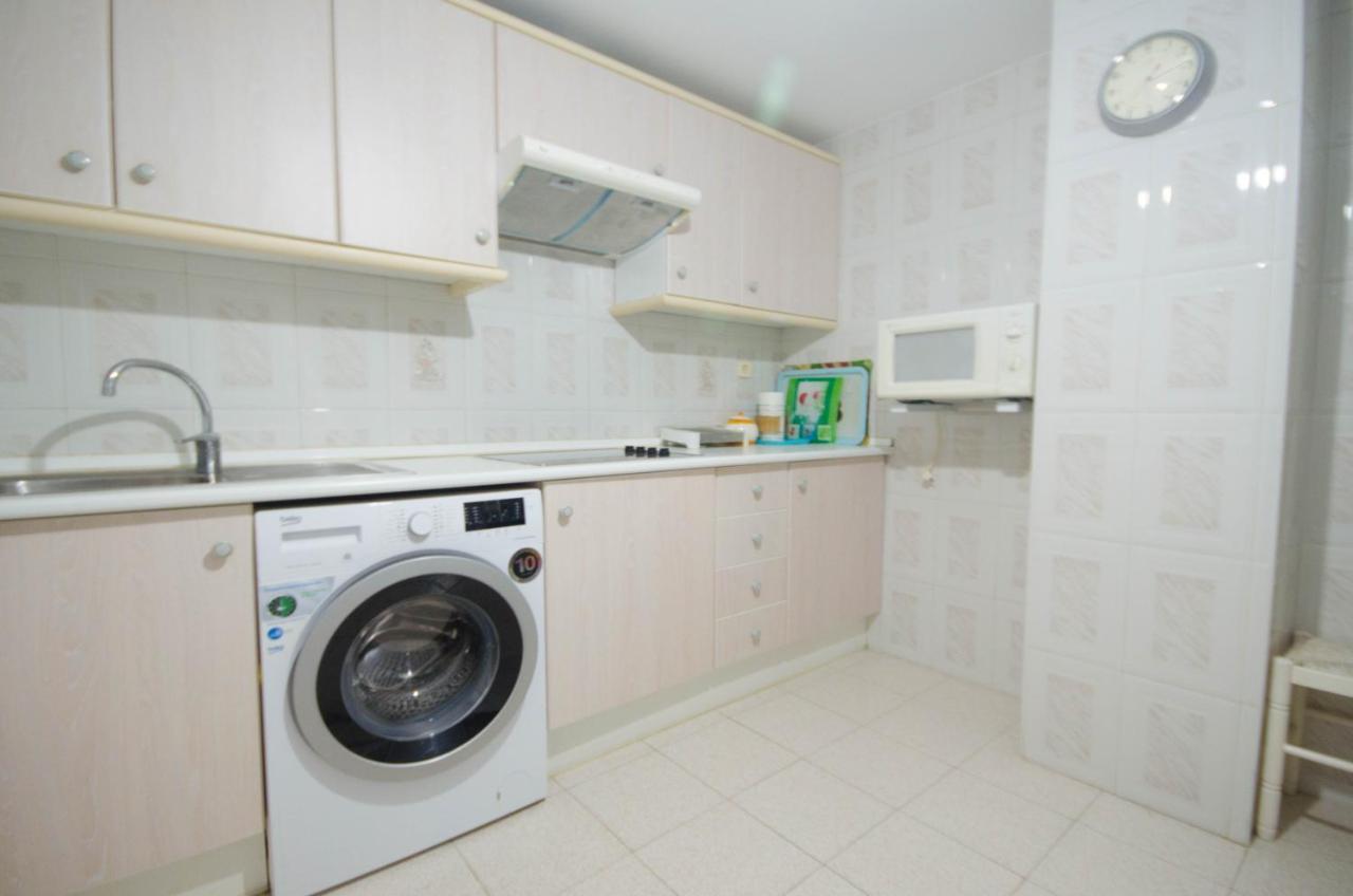Aparment Neptuno- Located On The Promenade A Few Metres From The Beach. Естепона Екстер'єр фото