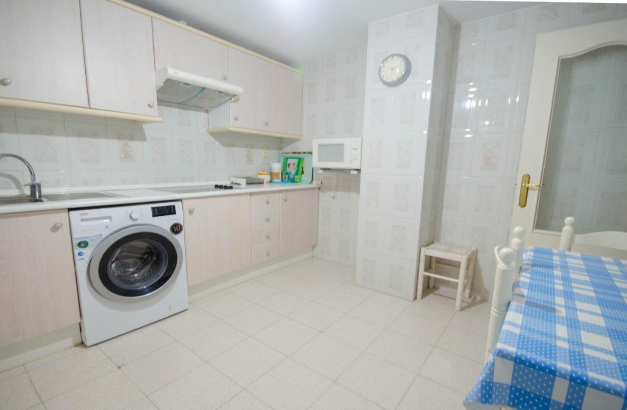 Aparment Neptuno- Located On The Promenade A Few Metres From The Beach. Естепона Екстер'єр фото